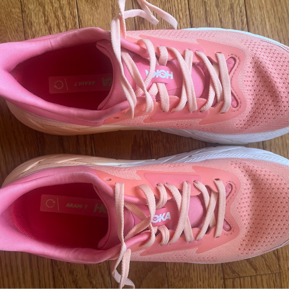 Hoka Arahi 7 - Coral - Picture 10 of 11